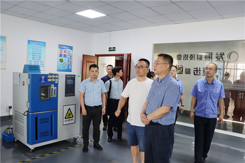 中船海洋装备集团副总经理陈建萍一行到九江英智科技有限公司调研